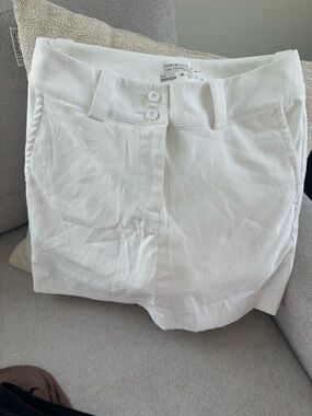 Nike White Women's Golf Skort with Double Button Waist